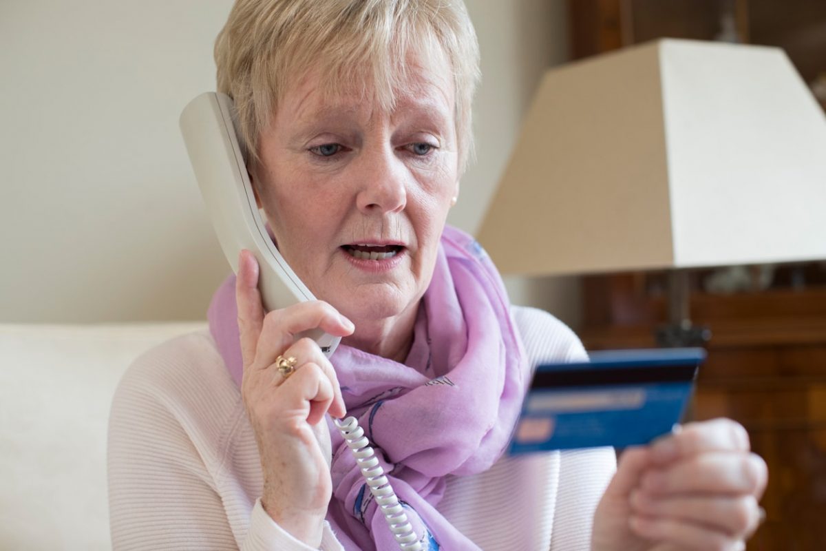 How Assisted Living Facility Staff Can Protect Their Residents from Fraud