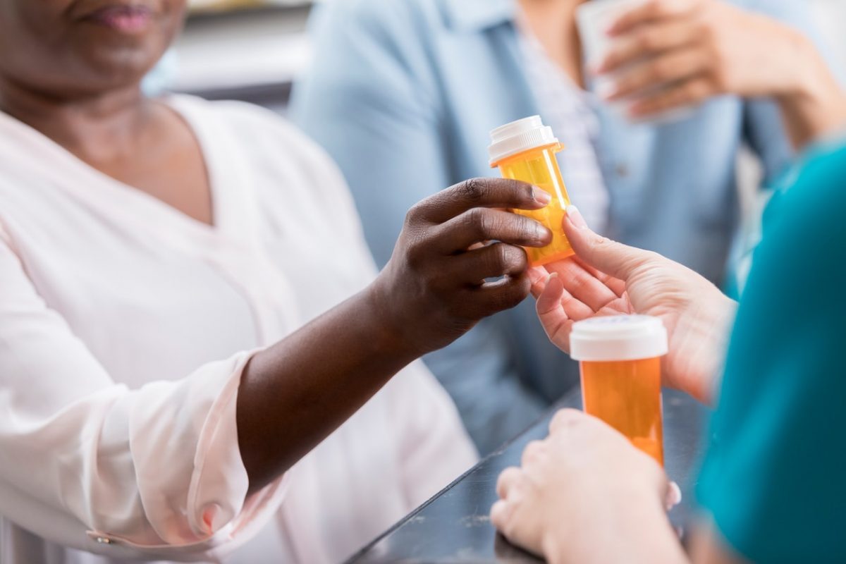 The Challenges Home Health Care Aides Face in Medication Administration